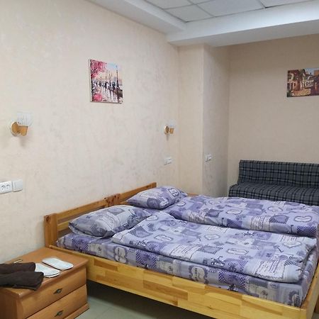 Hop Home Hostel Charkov Buitenkant foto