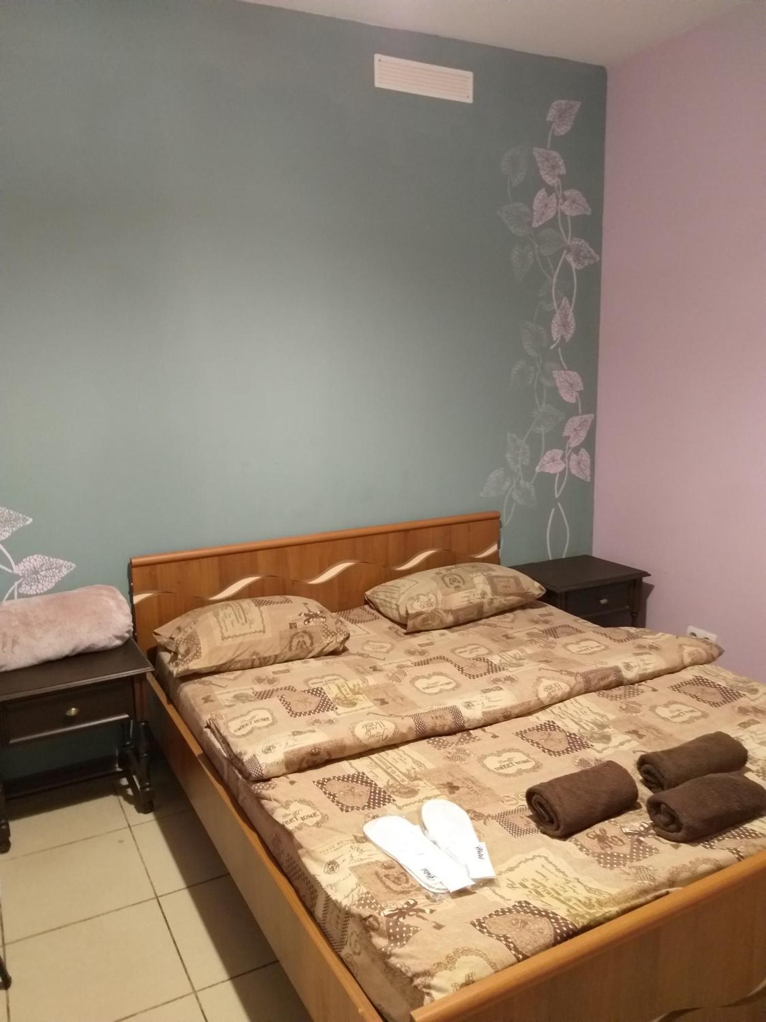 Hop Home Hostel Charkov Buitenkant foto