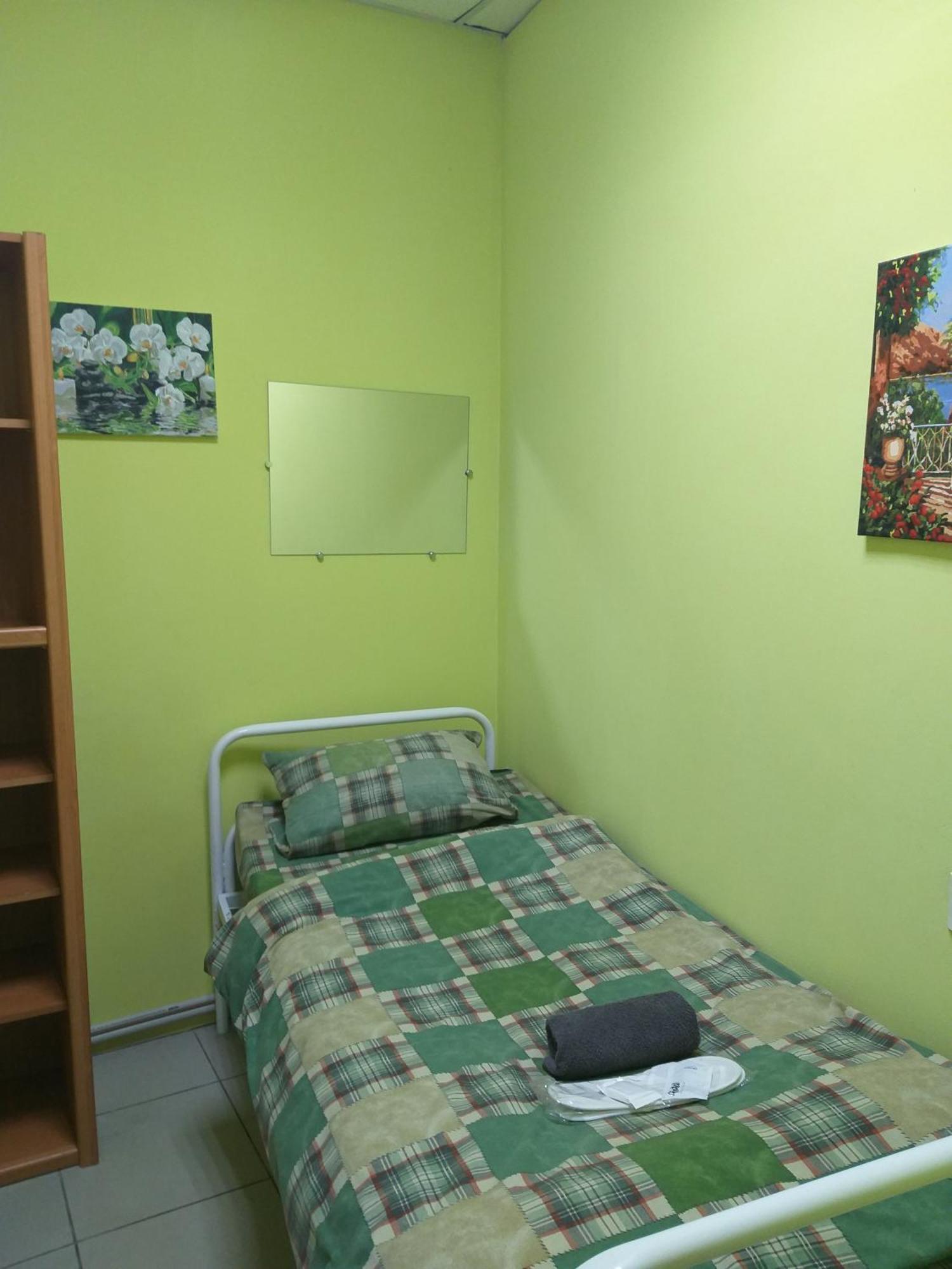 Hop Home Hostel Charkov Buitenkant foto